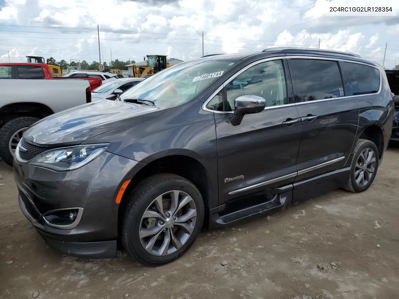 2020 Chrysler Pacifica Limited VIN: 2C4RC1GG2LR128354 Lot: 74604744