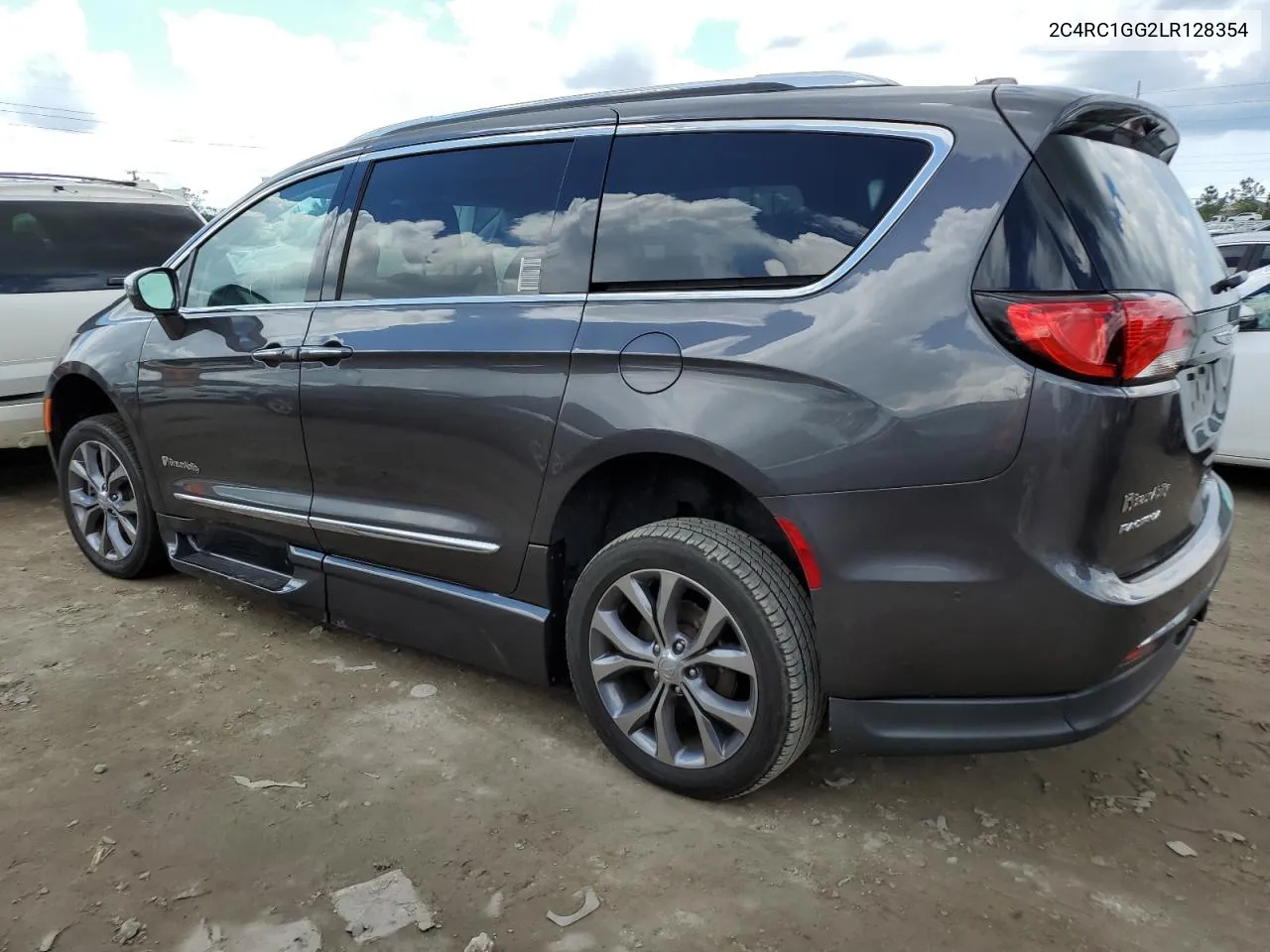 2020 Chrysler Pacifica Limited VIN: 2C4RC1GG2LR128354 Lot: 74604744