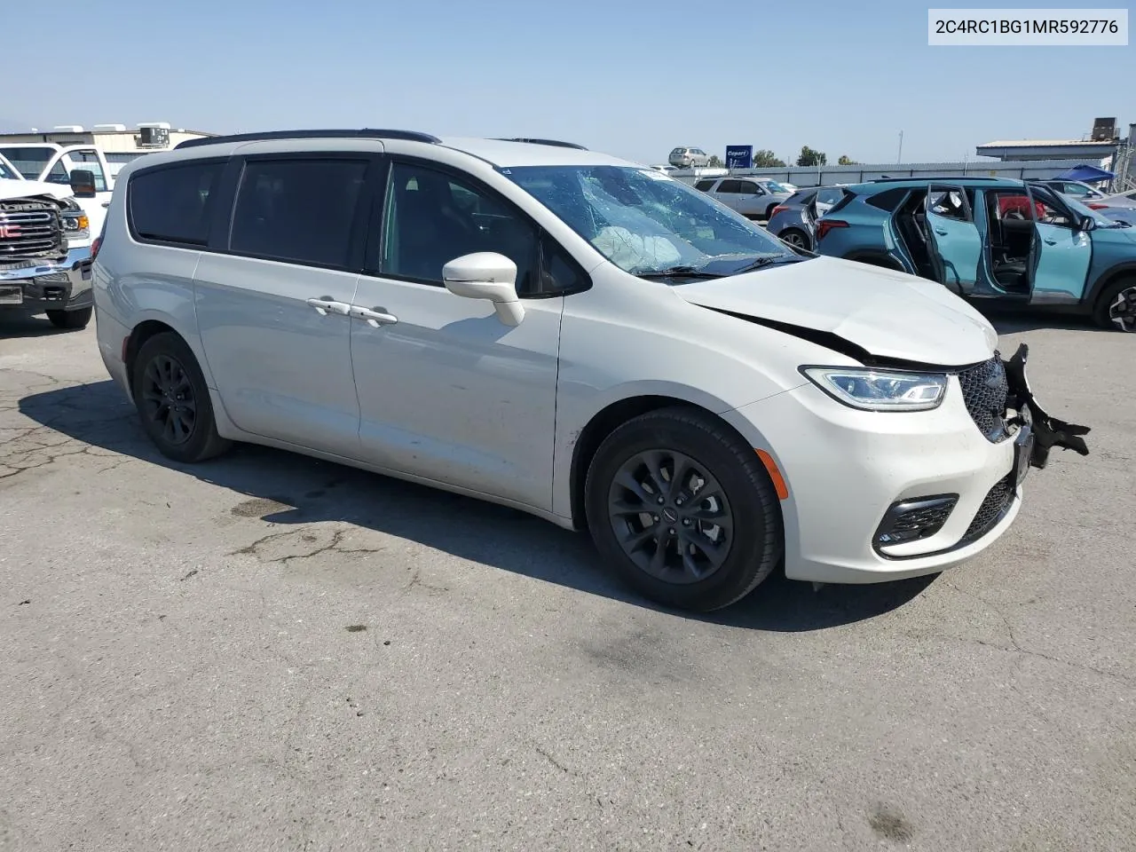 2021 Chrysler Pacifica Touring L VIN: 2C4RC1BG1MR592776 Lot: 62536474