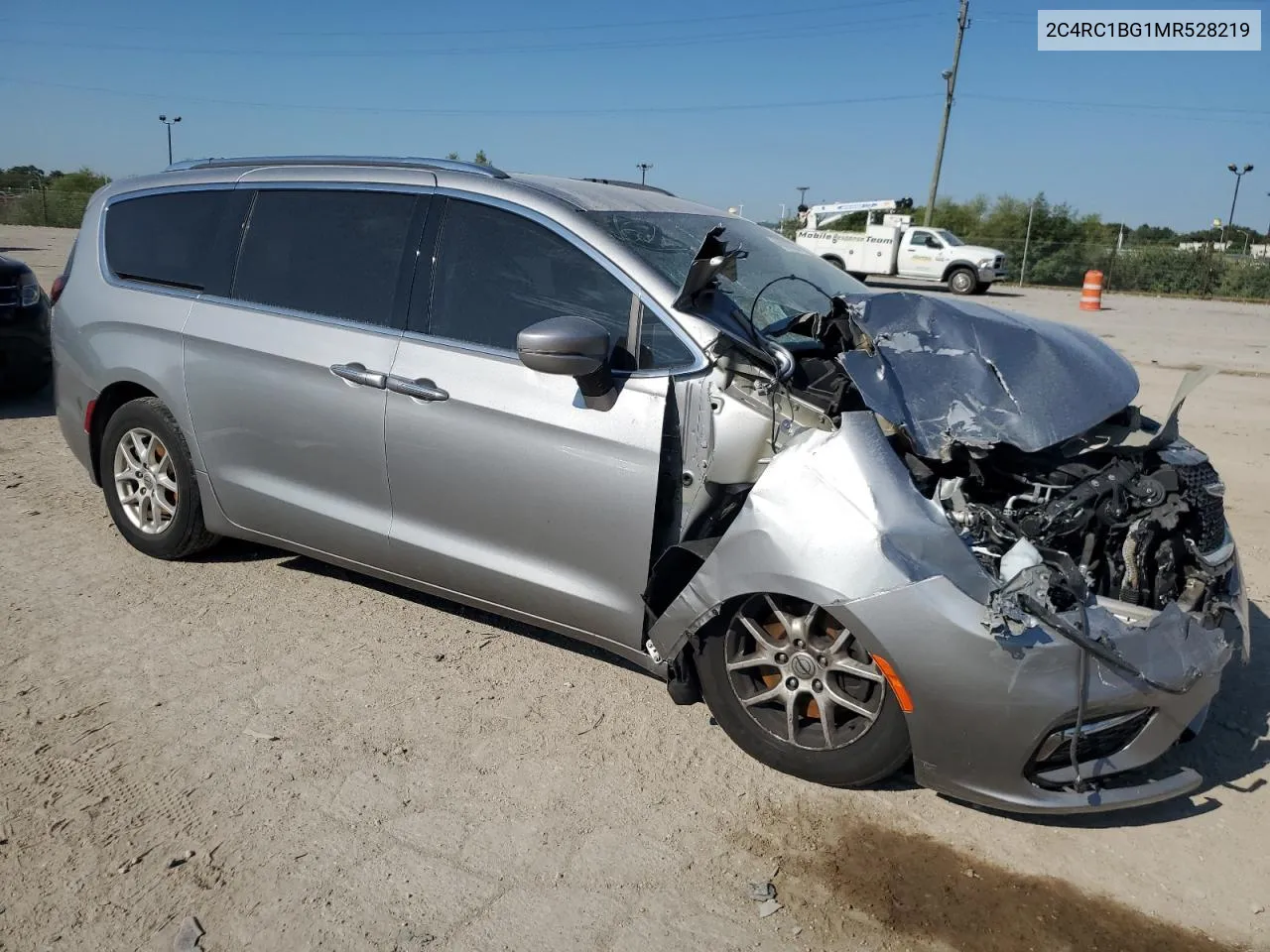 2021 Chrysler Pacifica Touring L VIN: 2C4RC1BG1MR528219 Lot: 66922864