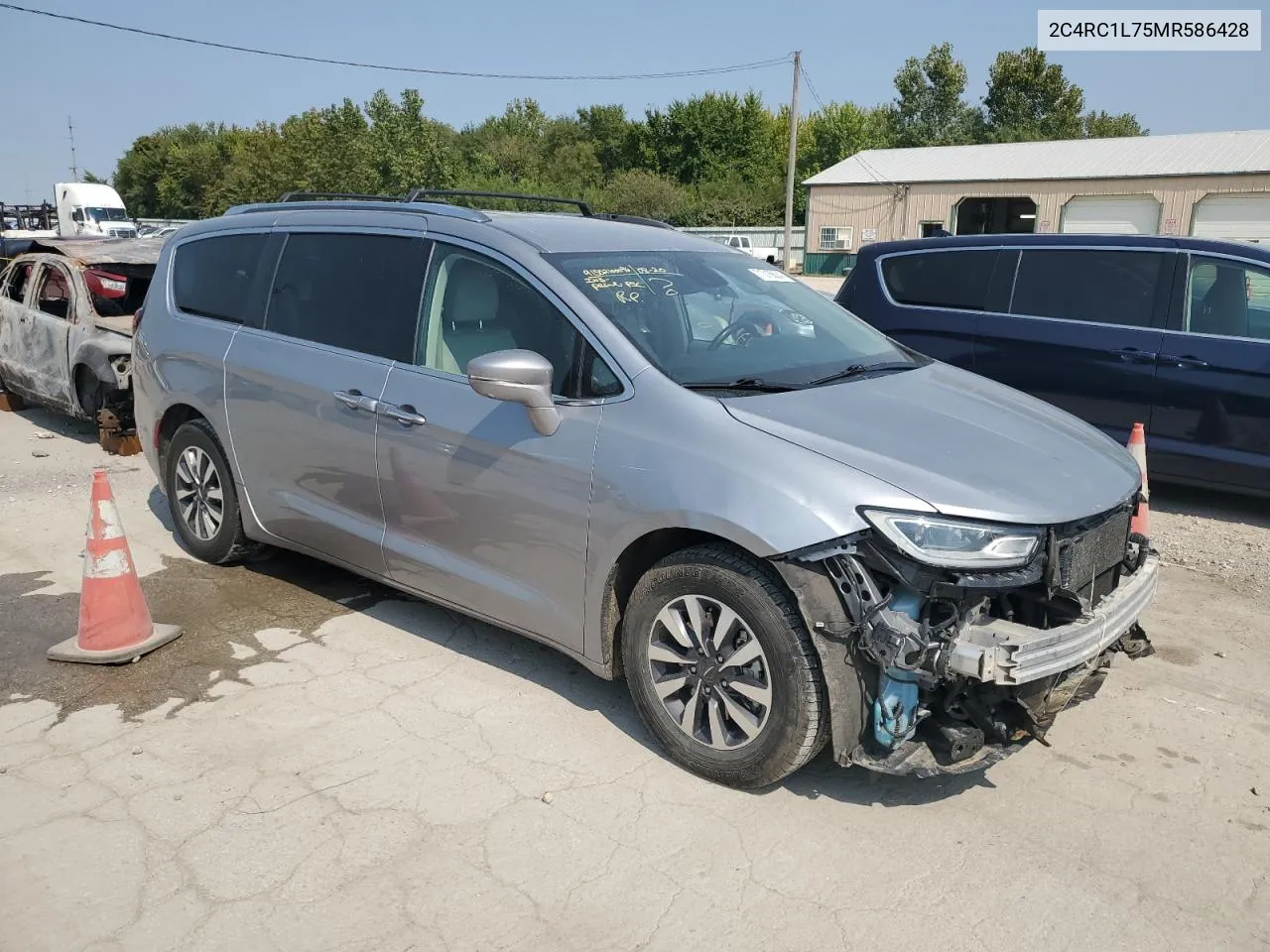 2021 Chrysler Pacifica Hybrid Touring L VIN: 2C4RC1L75MR586428 Lot: 71016824