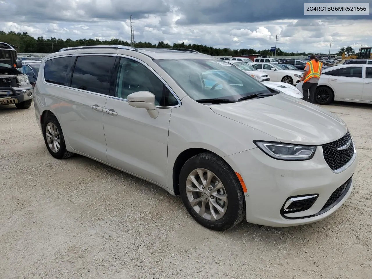 2021 Chrysler Pacifica Touring L VIN: 2C4RC1BG6MR521556 Lot: 74482594