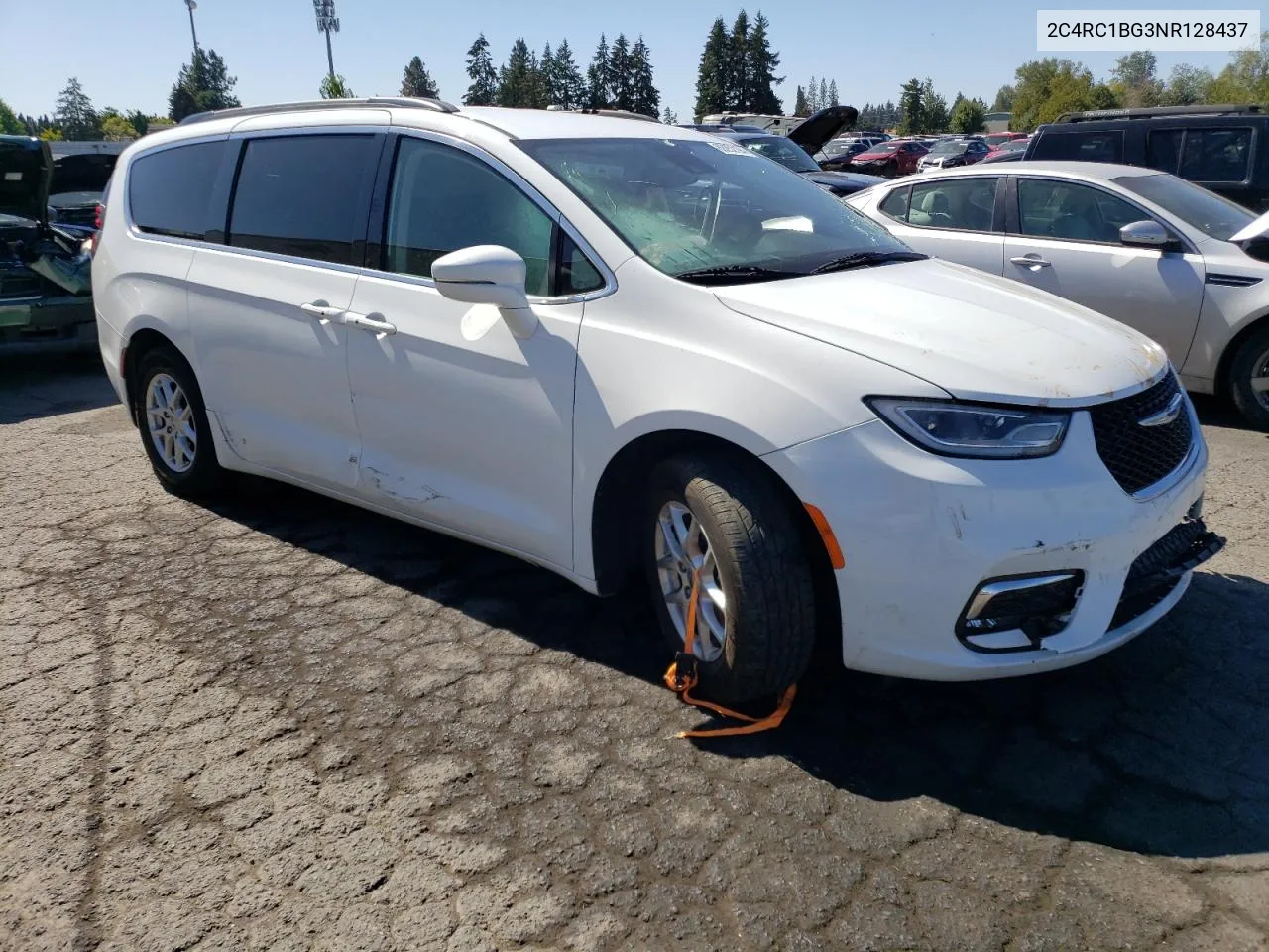 2022 Chrysler Pacifica Touring L VIN: 2C4RC1BG3NR128437 Lot: 69252194