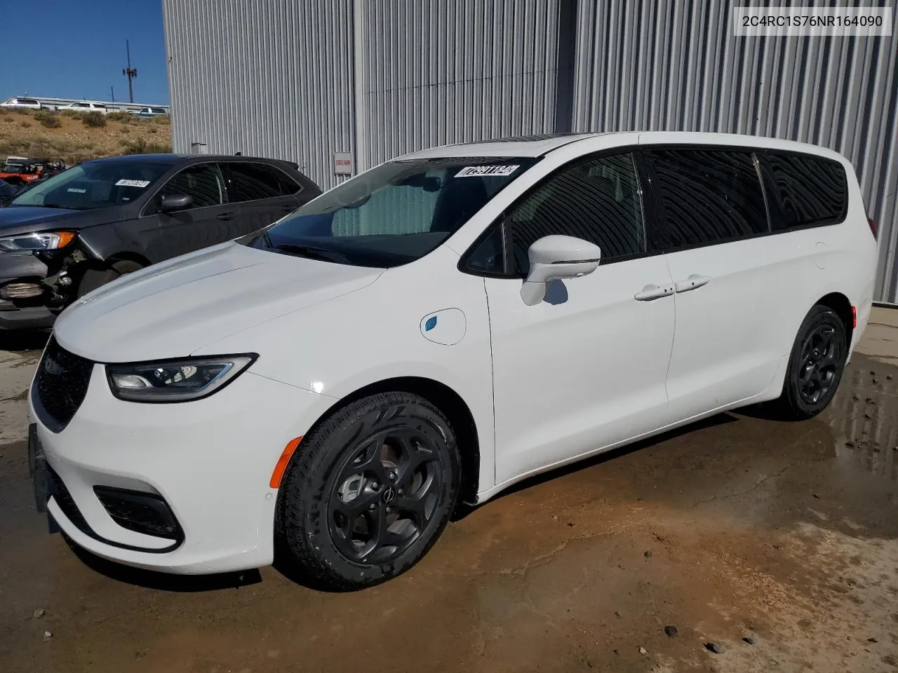 2022 Chrysler Pacifica Hybrid Limited VIN: 2C4RC1S76NR164090 Lot: 72991184