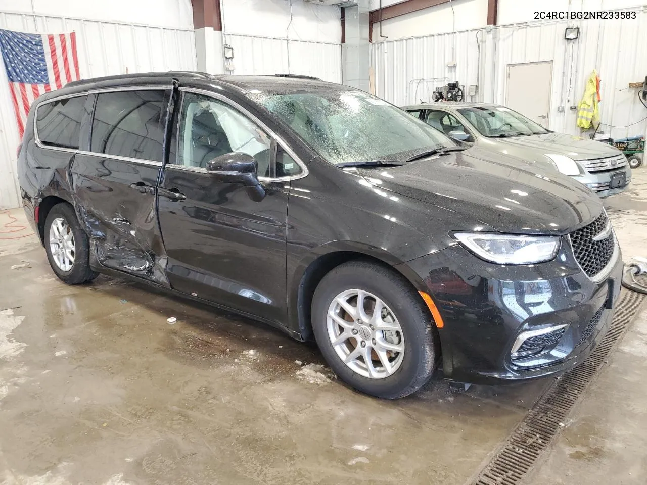 2022 Chrysler Pacifica Touring L VIN: 2C4RC1BG2NR233583 Lot: 73033644