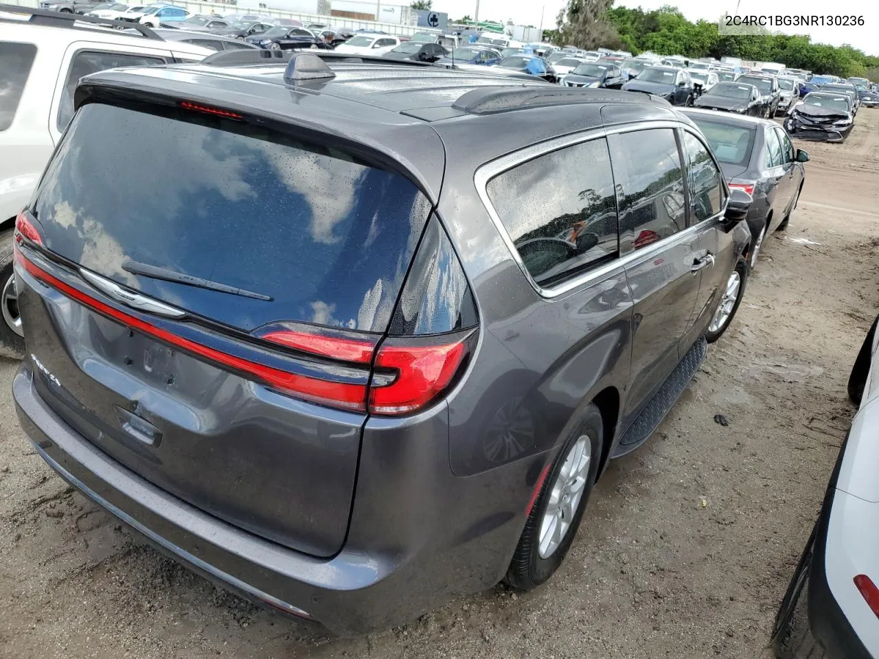 2022 Chrysler Pacifica Touring L VIN: 2C4RC1BG3NR130236 Lot: 74118124