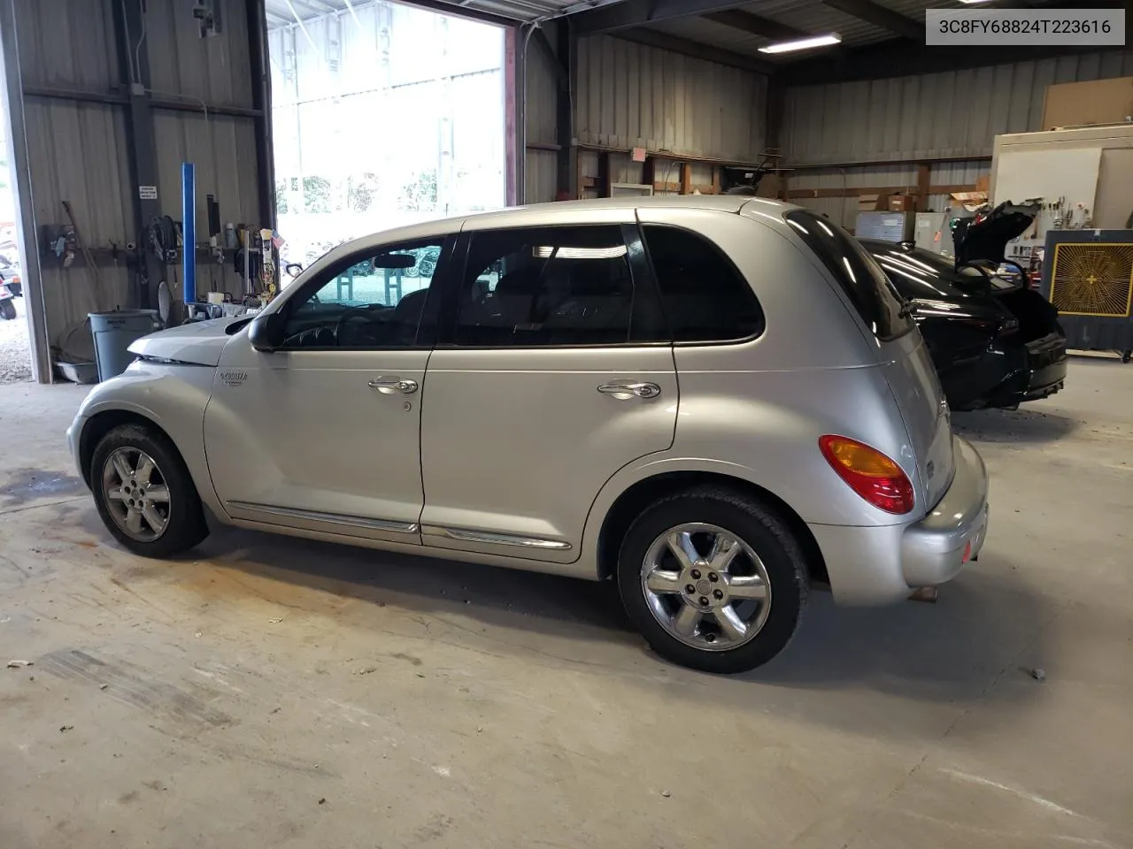 3C8FY68824T223616 2004 Chrysler Pt Cruiser Limited