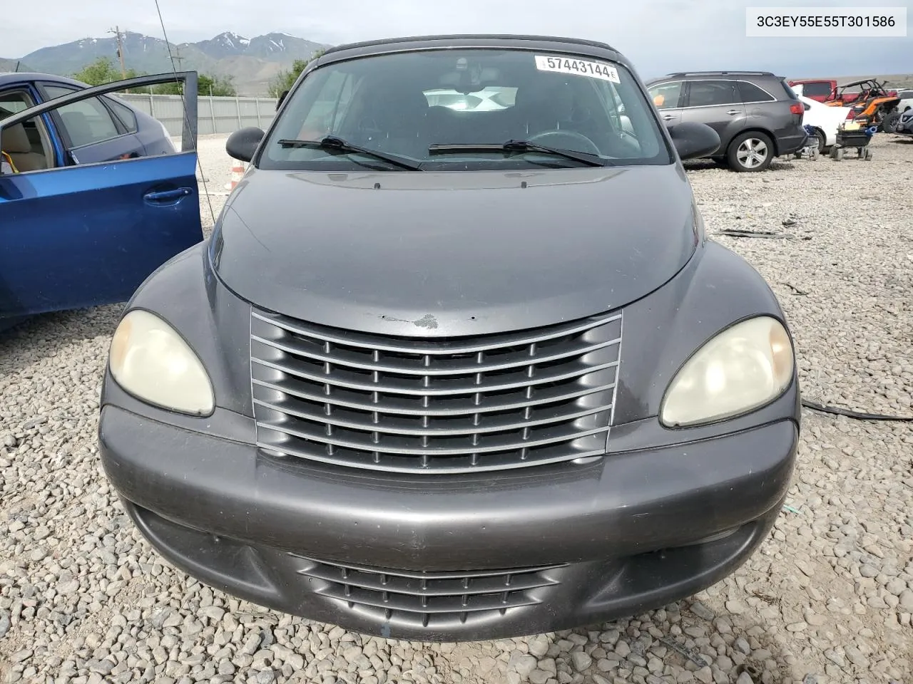 2005 Chrysler Pt Cruiser Touring VIN: 3C3EY55E55T301586 Lot: 57443144