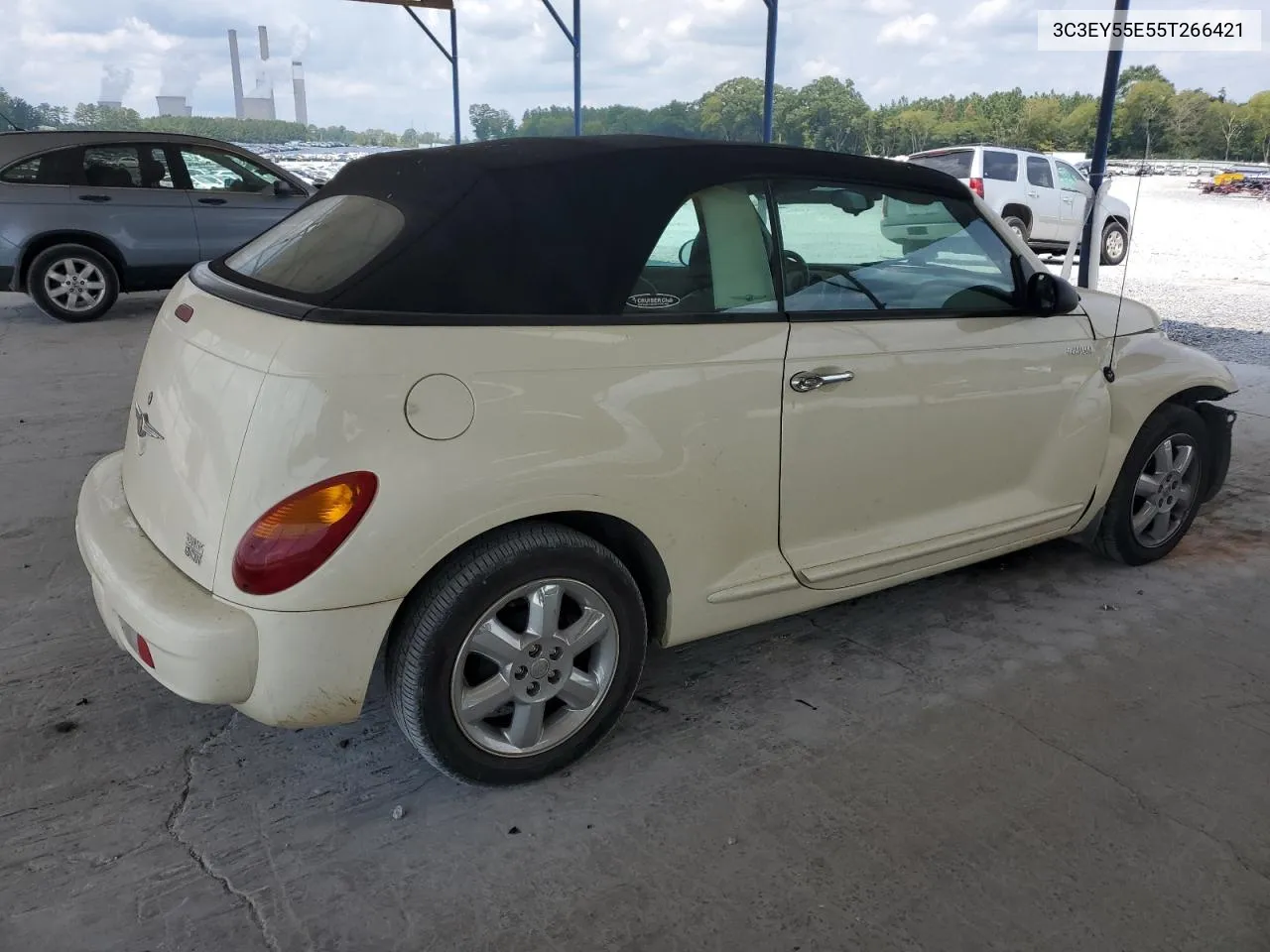 2005 Chrysler Pt Cruiser Touring VIN: 3C3EY55E55T266421 Lot: 67031644