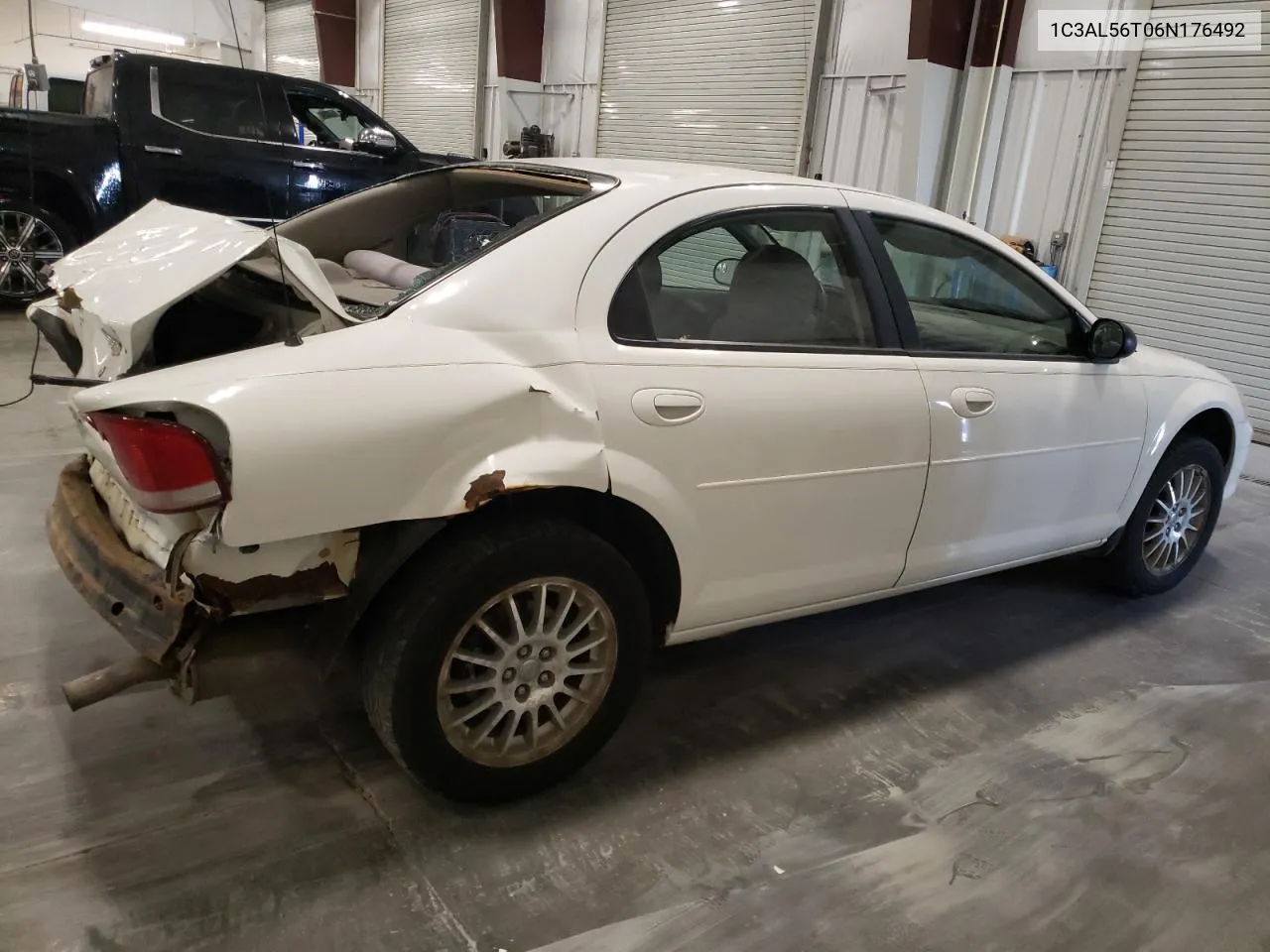 2006 Chrysler Sebring Touring VIN: 1C3AL56T06N176492 Lot: 73541164