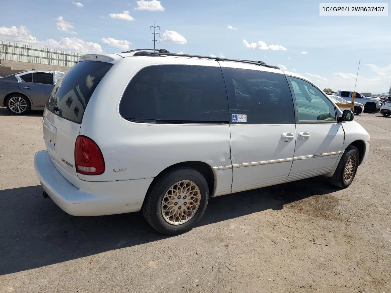 1998 Chrysler Town & Country Lxi VIN: 1C4GP64L2WB637437 Lot: 70504424