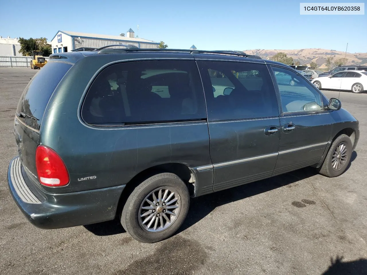 2000 Chrysler Town & Country Limited VIN: 1C4GT64L0YB620358 Lot: 77017174