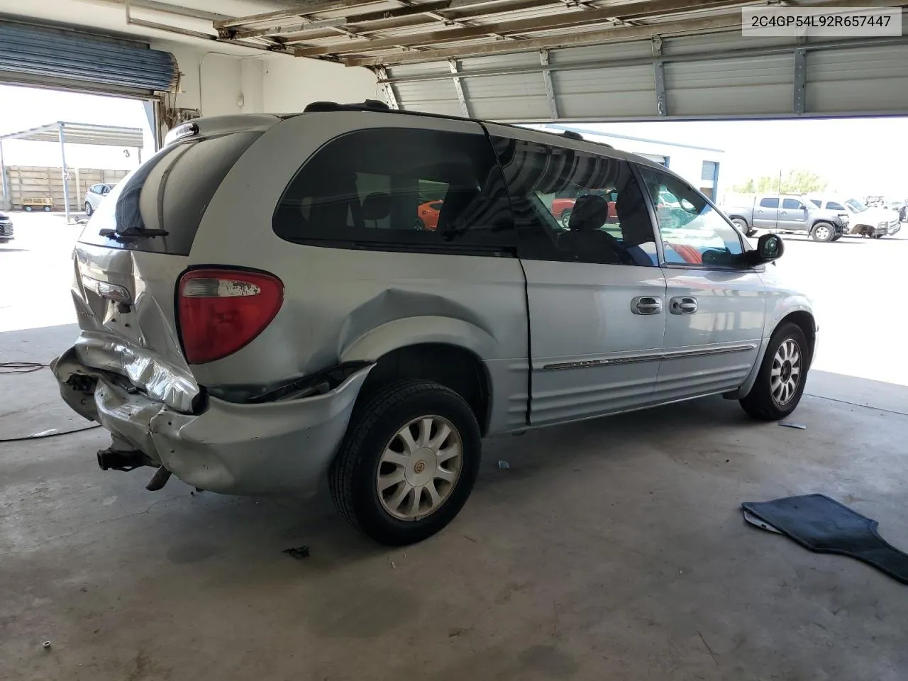 2002 Chrysler Town & Country Lxi VIN: 2C4GP54L92R657447 Lot: 68513514