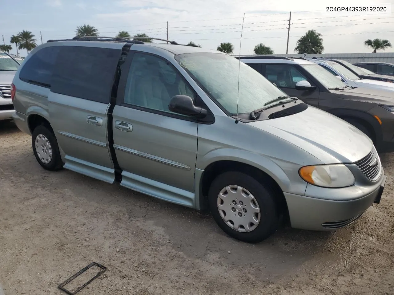 2003 Chrysler Town & Country Lx VIN: 2C4GP44393R192020 Lot: 74893334