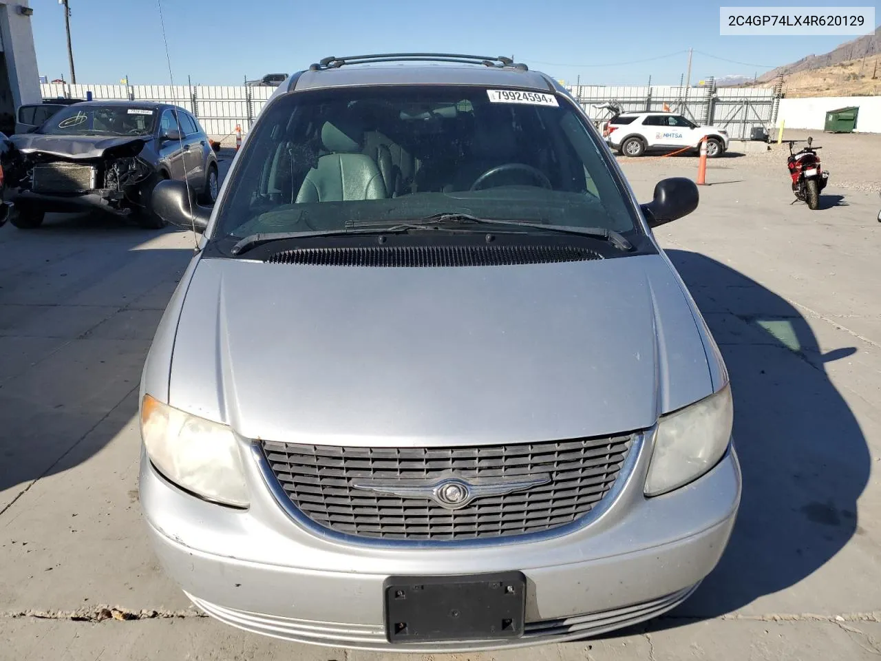 2004 Chrysler Town & Country Ex VIN: 2C4GP74LX4R620129 Lot: 79924594