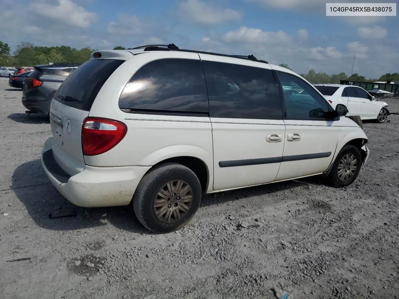 2005 Chrysler Town & Country VIN: 1C4GP45RX5B438075 Lot: 51357484