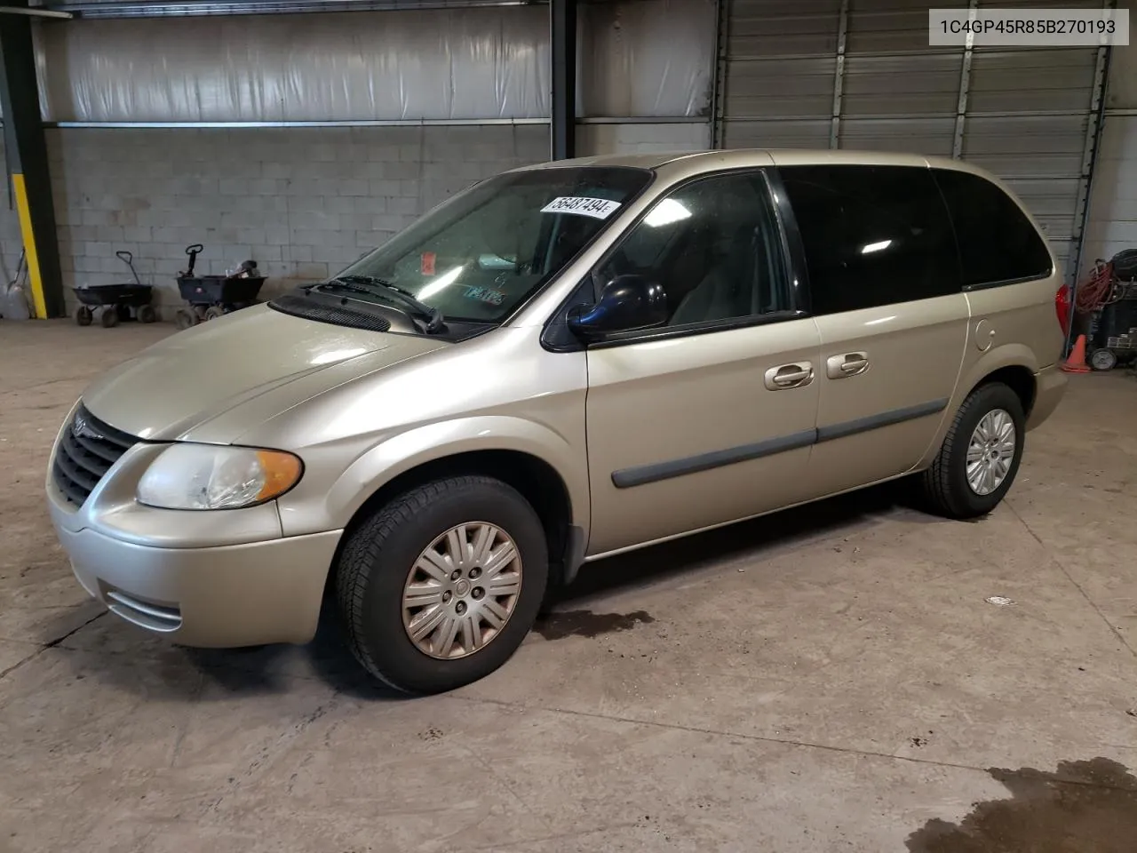 2005 Chrysler Town & Country VIN: 1C4GP45R85B270193 Lot: 56487494