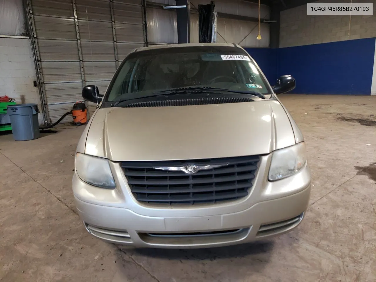 2005 Chrysler Town & Country VIN: 1C4GP45R85B270193 Lot: 56487494