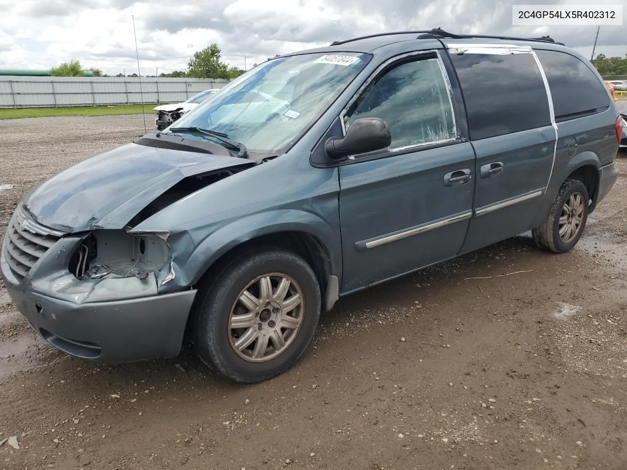 2005 Chrysler Town & Country Touring VIN: 2C4GP54LX5R402312 Lot: 64057844