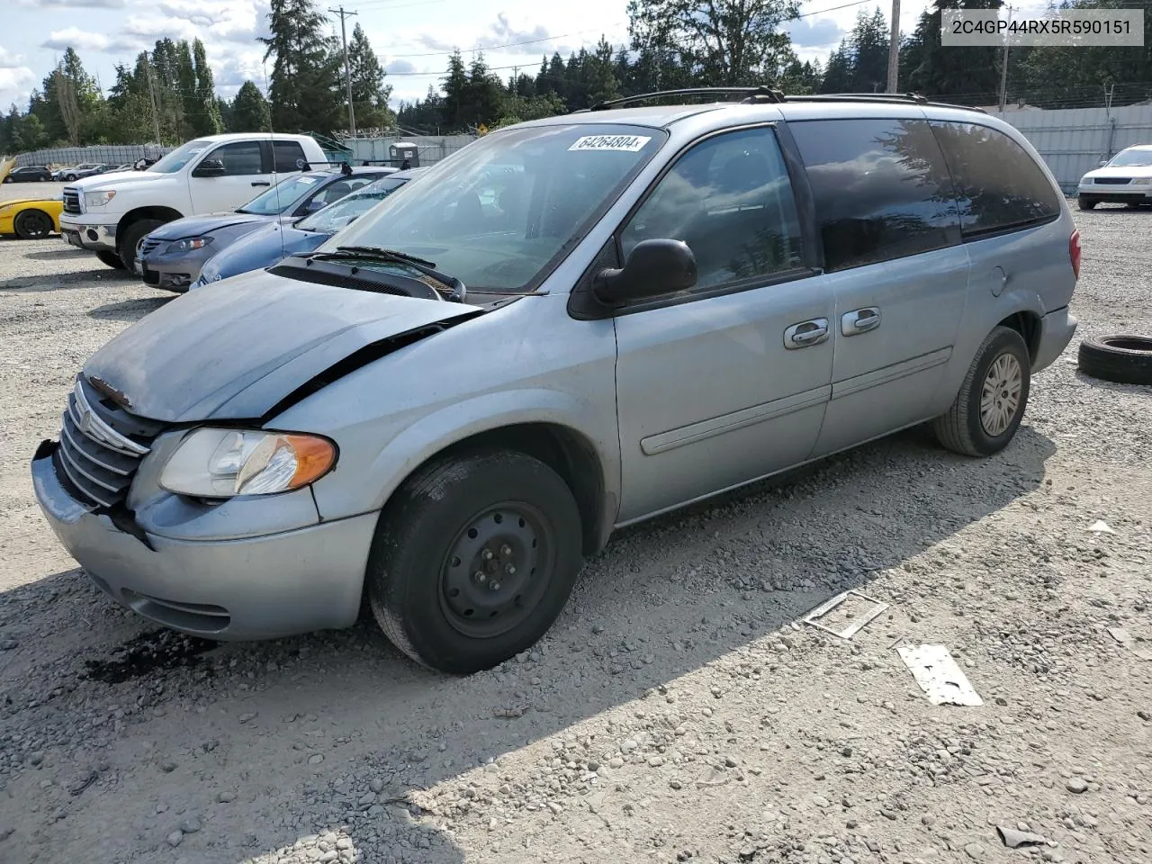 2005 Chrysler Town & Country Lx VIN: 2C4GP44RX5R590151 Lot: 64264804