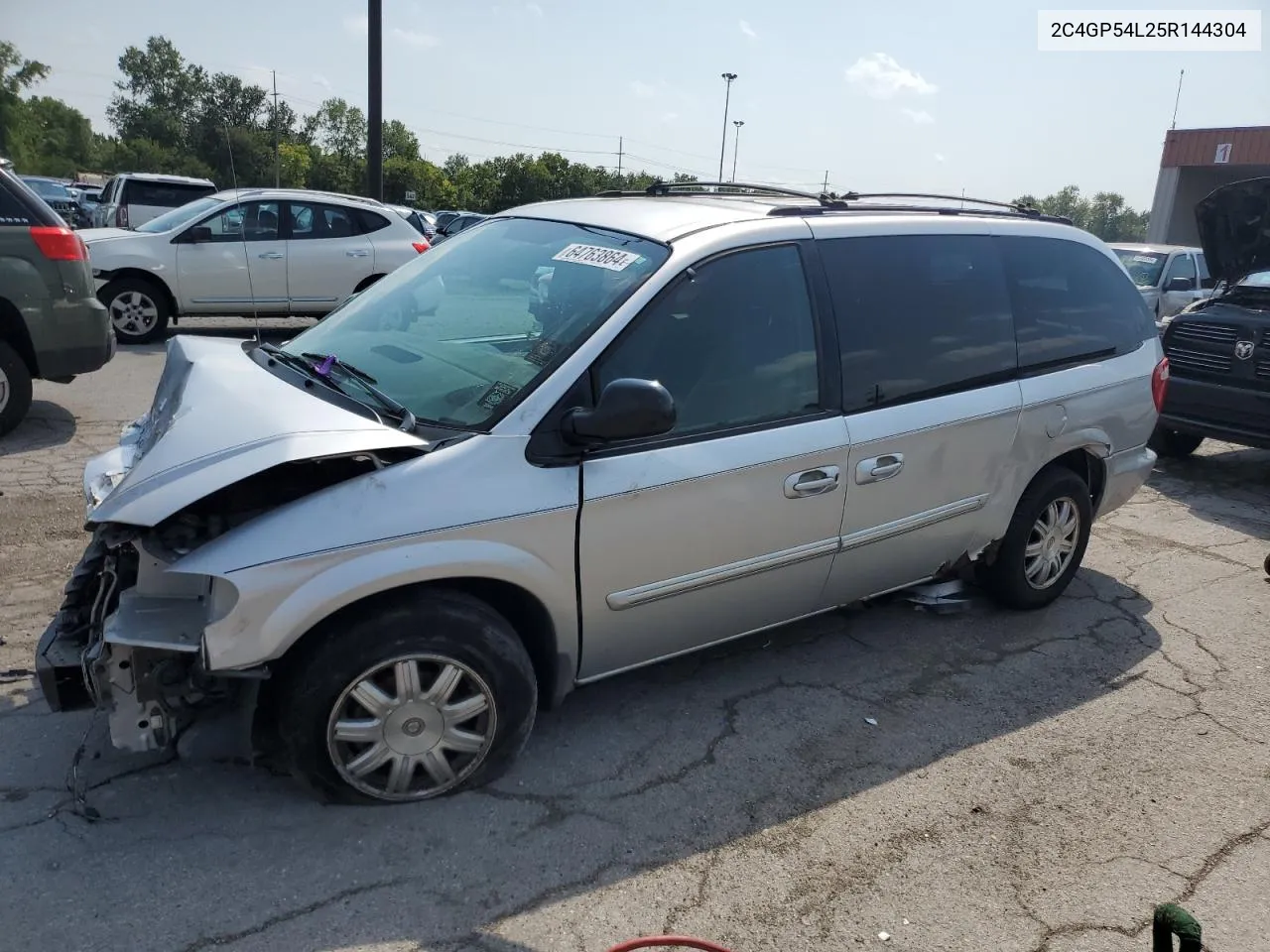 2C4GP54L25R144304 2005 Chrysler Town & Country Touring