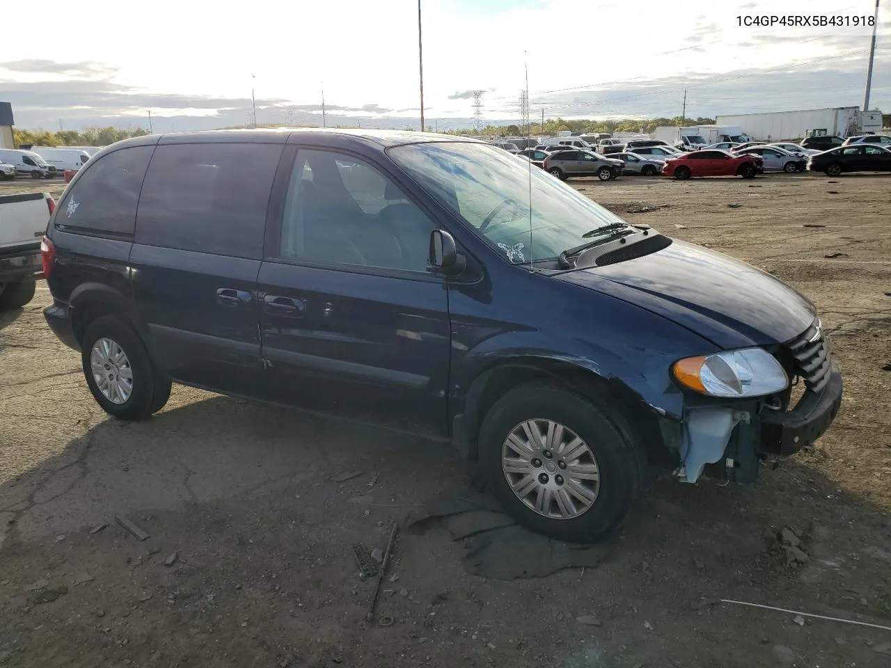 2005 Chrysler Town & Country VIN: 1C4GP45RX5B431918 Lot: 73746104