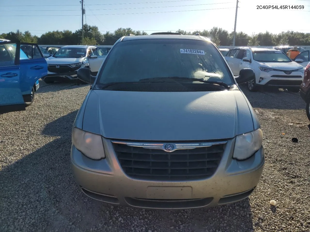 2005 Chrysler Town & Country Touring VIN: 2C4GP54L45R144059 Lot: 74182284