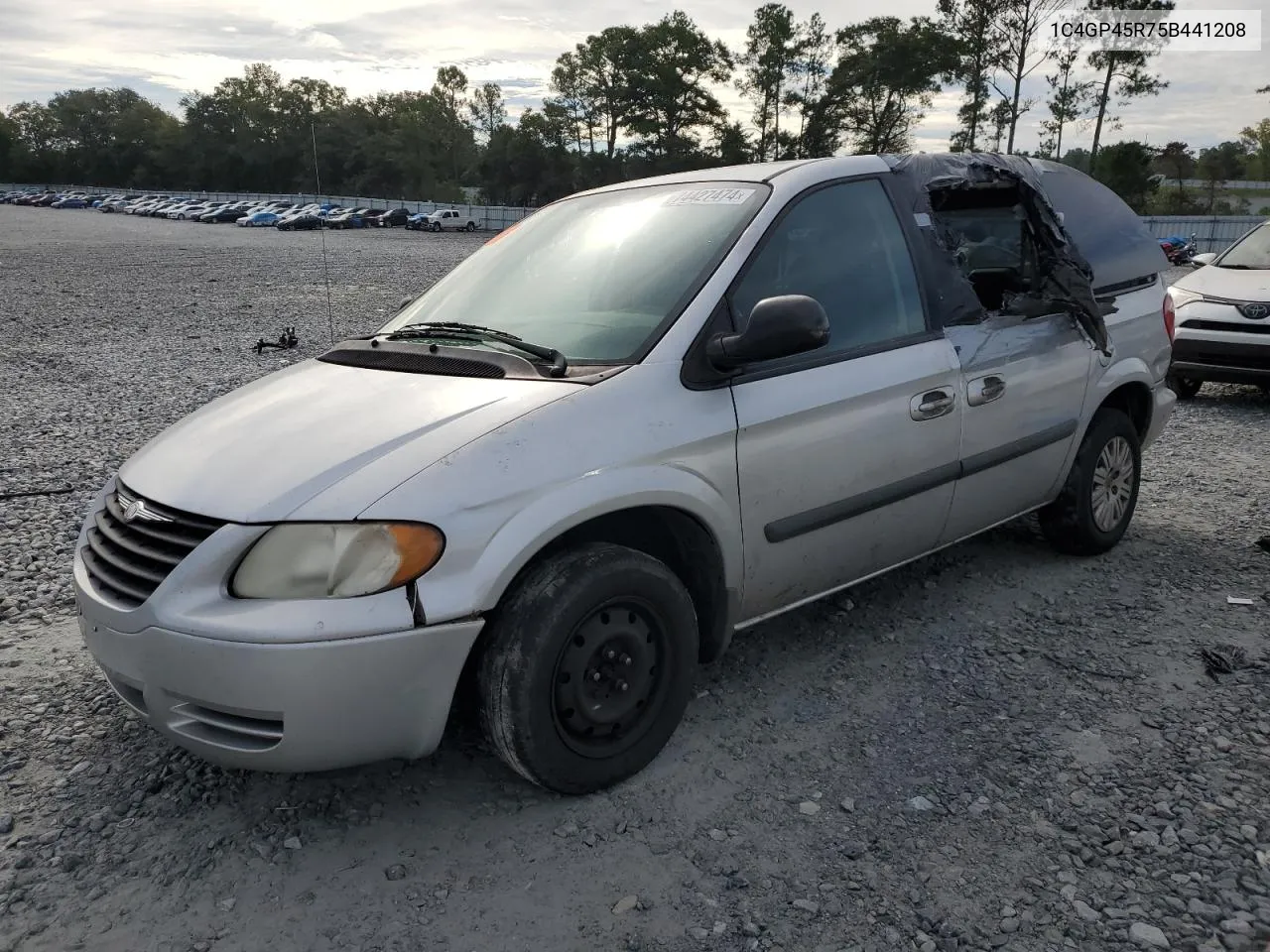 2005 Chrysler Town & Country VIN: 1C4GP45R75B441208 Lot: 74427474