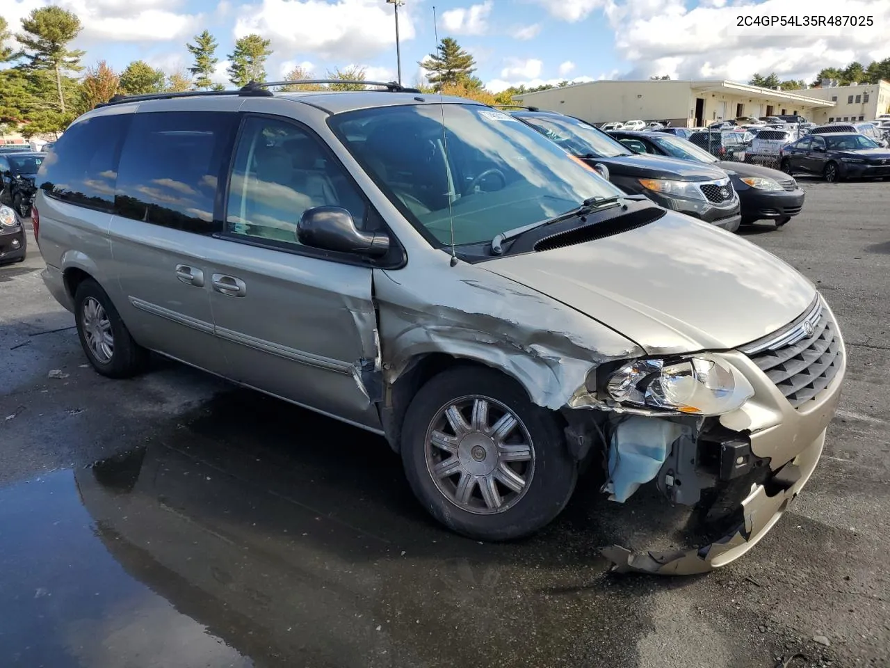 2005 Chrysler Town & Country Touring VIN: 2C4GP54L35R487025 Lot: 74501174