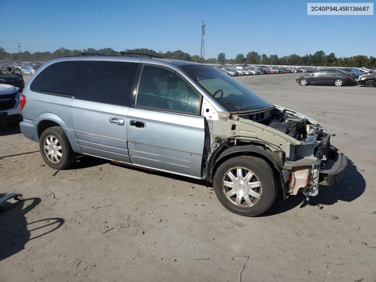 2005 Chrysler Town & Country Touring VIN: 2C4GP54L45R136687 Lot: 74731934