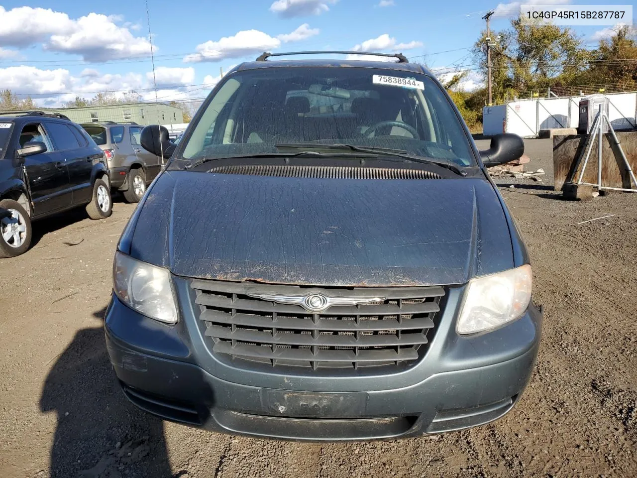 2005 Chrysler Town & Country VIN: 1C4GP45R15B287787 Lot: 75838944