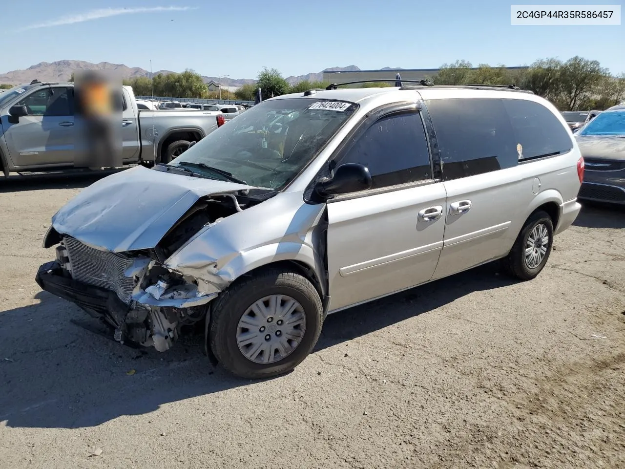 2005 Chrysler Town & Country Lx VIN: 2C4GP44R35R586457 Lot: 76424004