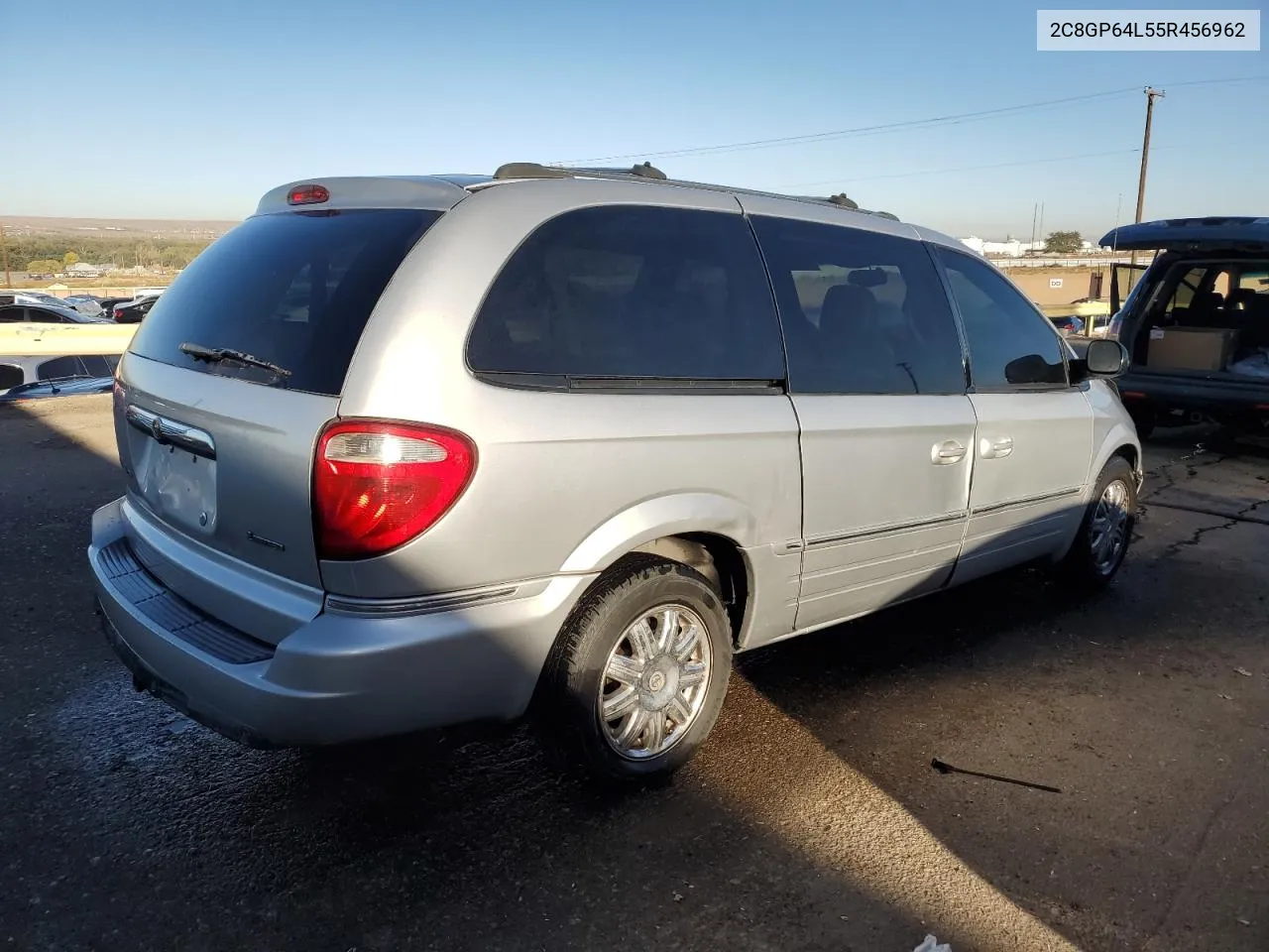 2005 Chrysler Town & Country Limited VIN: 2C8GP64L55R456962 Lot: 77037984