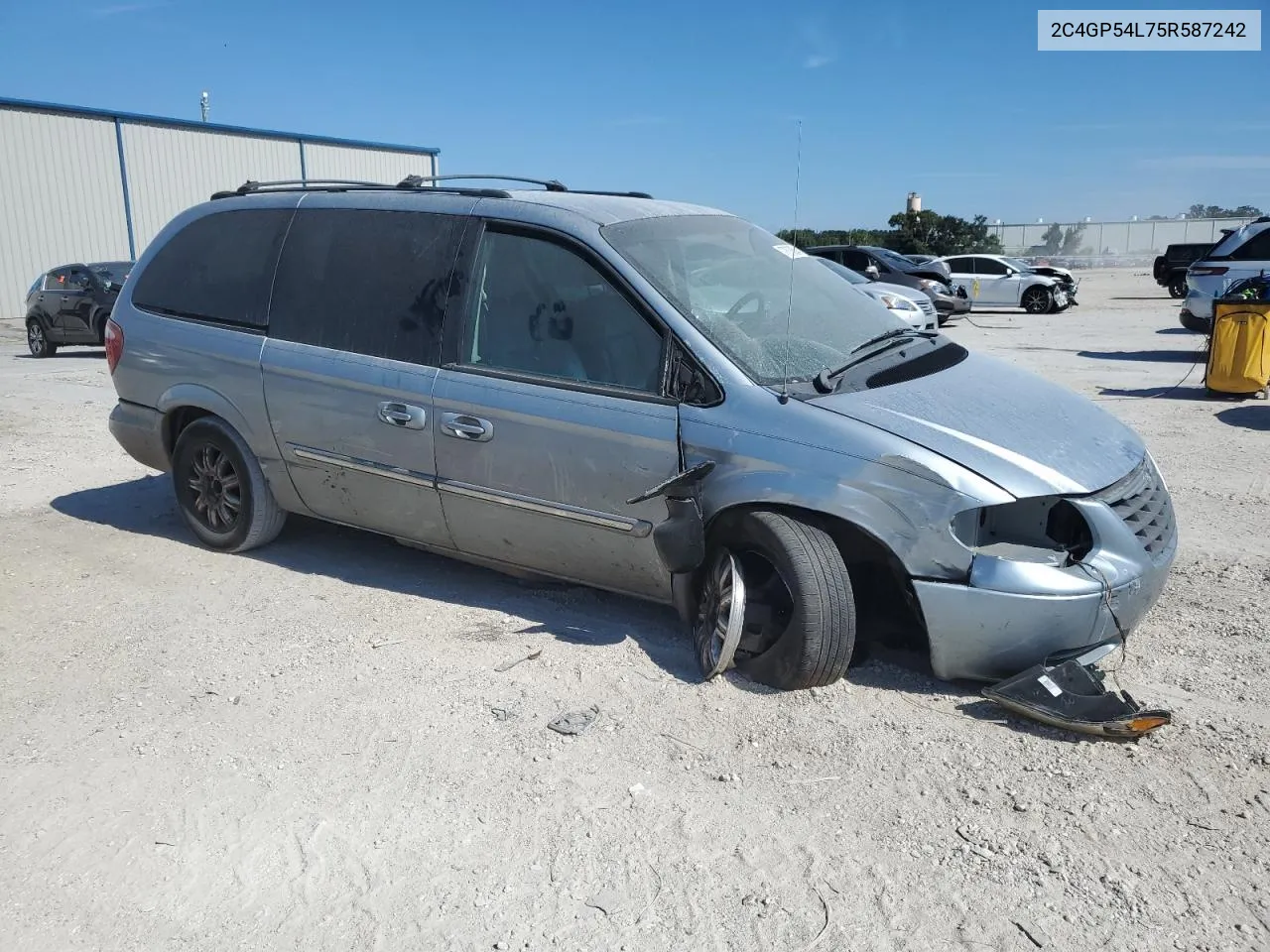 2005 Chrysler Town & Country Touring VIN: 2C4GP54L75R587242 Lot: 77878604