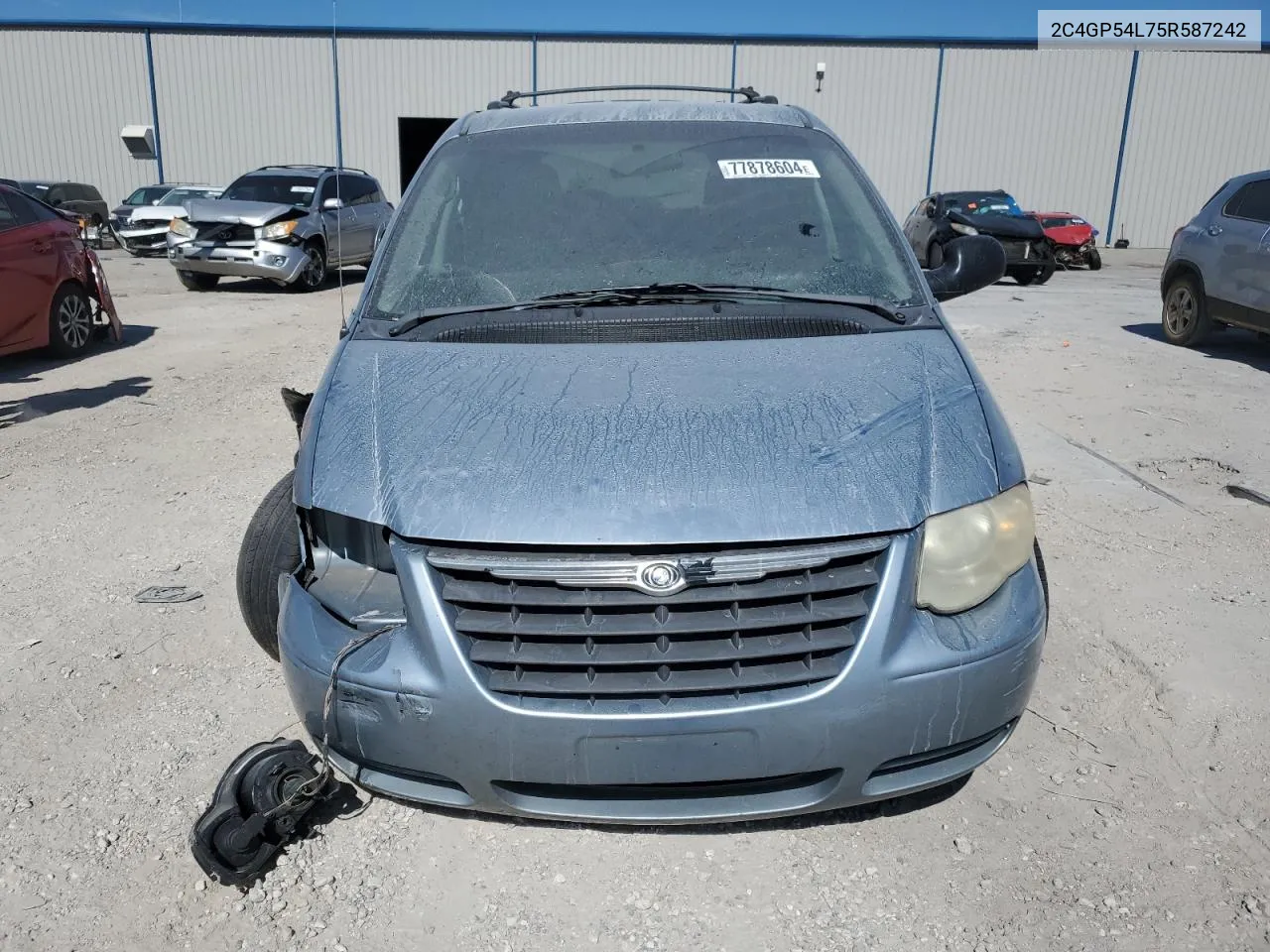 2005 Chrysler Town & Country Touring VIN: 2C4GP54L75R587242 Lot: 77878604