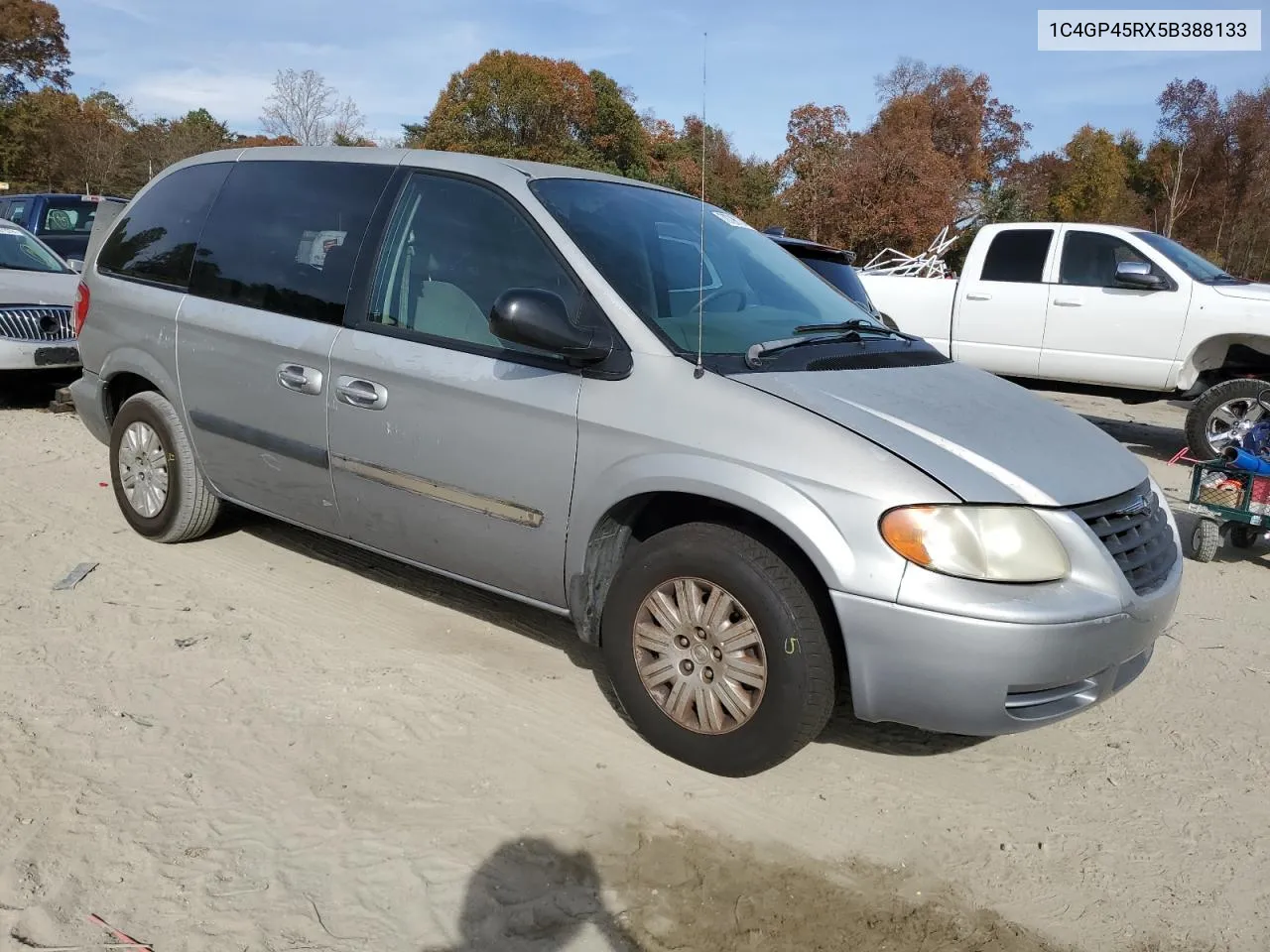 2005 Chrysler Town & Country VIN: 1C4GP45RX5B388133 Lot: 78796724