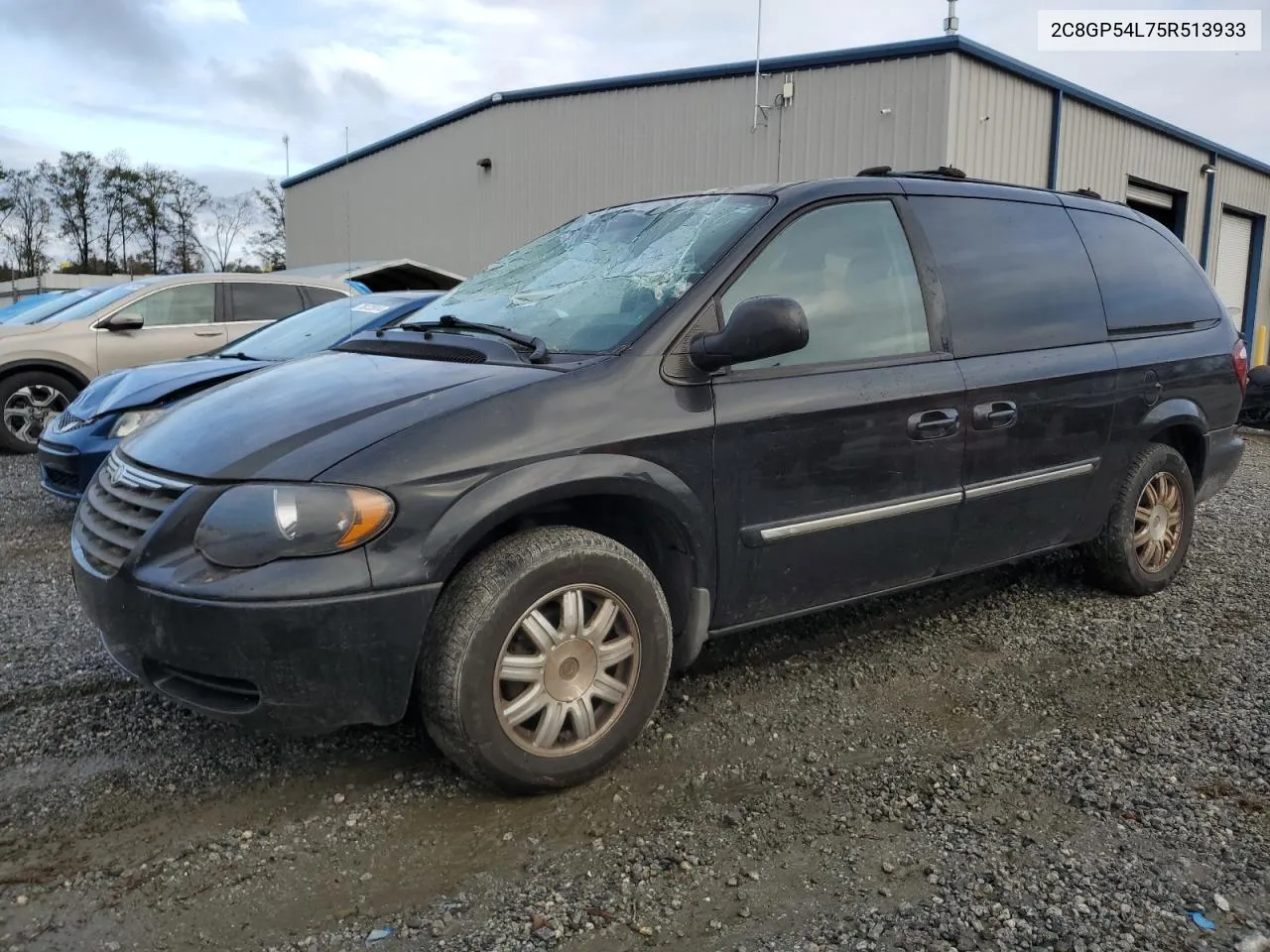 2005 Chrysler Town & Country Touring VIN: 2C8GP54L75R513933 Lot: 79724584