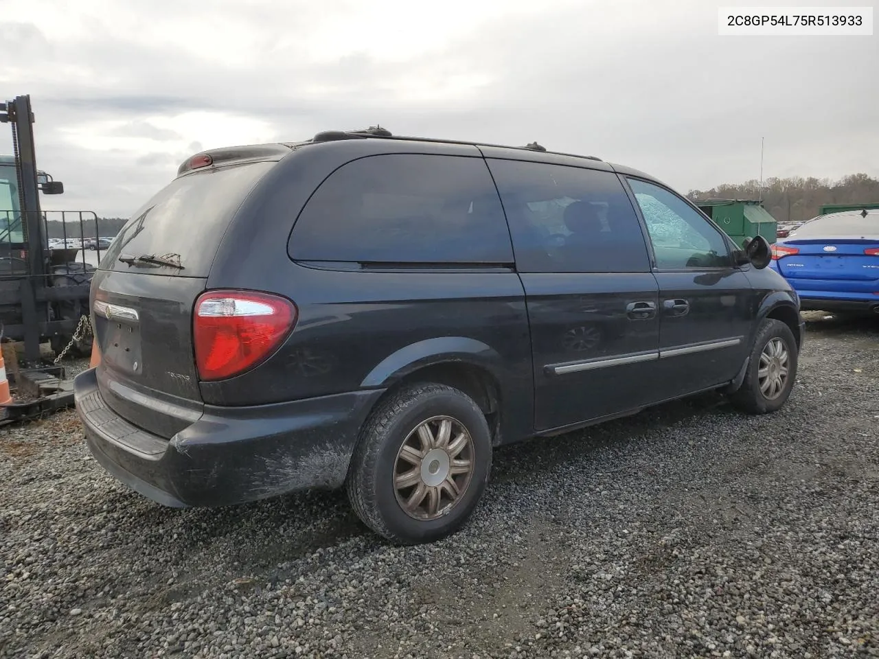 2005 Chrysler Town & Country Touring VIN: 2C8GP54L75R513933 Lot: 79724584