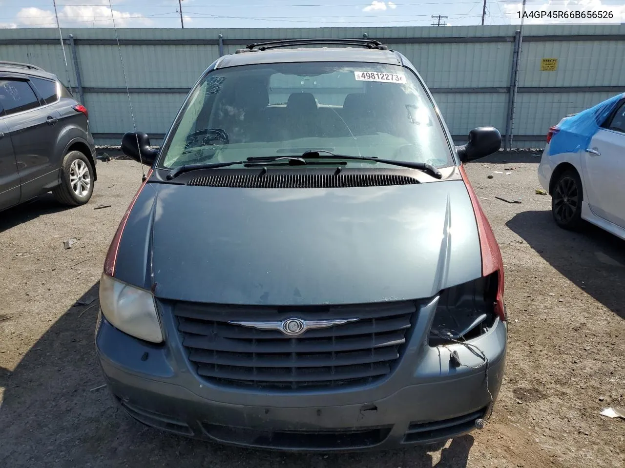 2006 Chrysler Town & Country VIN: 1A4GP45R66B656526 Lot: 52087403