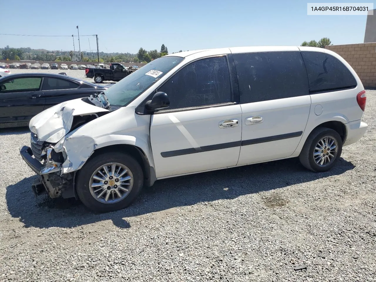 2006 Chrysler Town & Country VIN: 1A4GP45R16B704031 Lot: 61756814