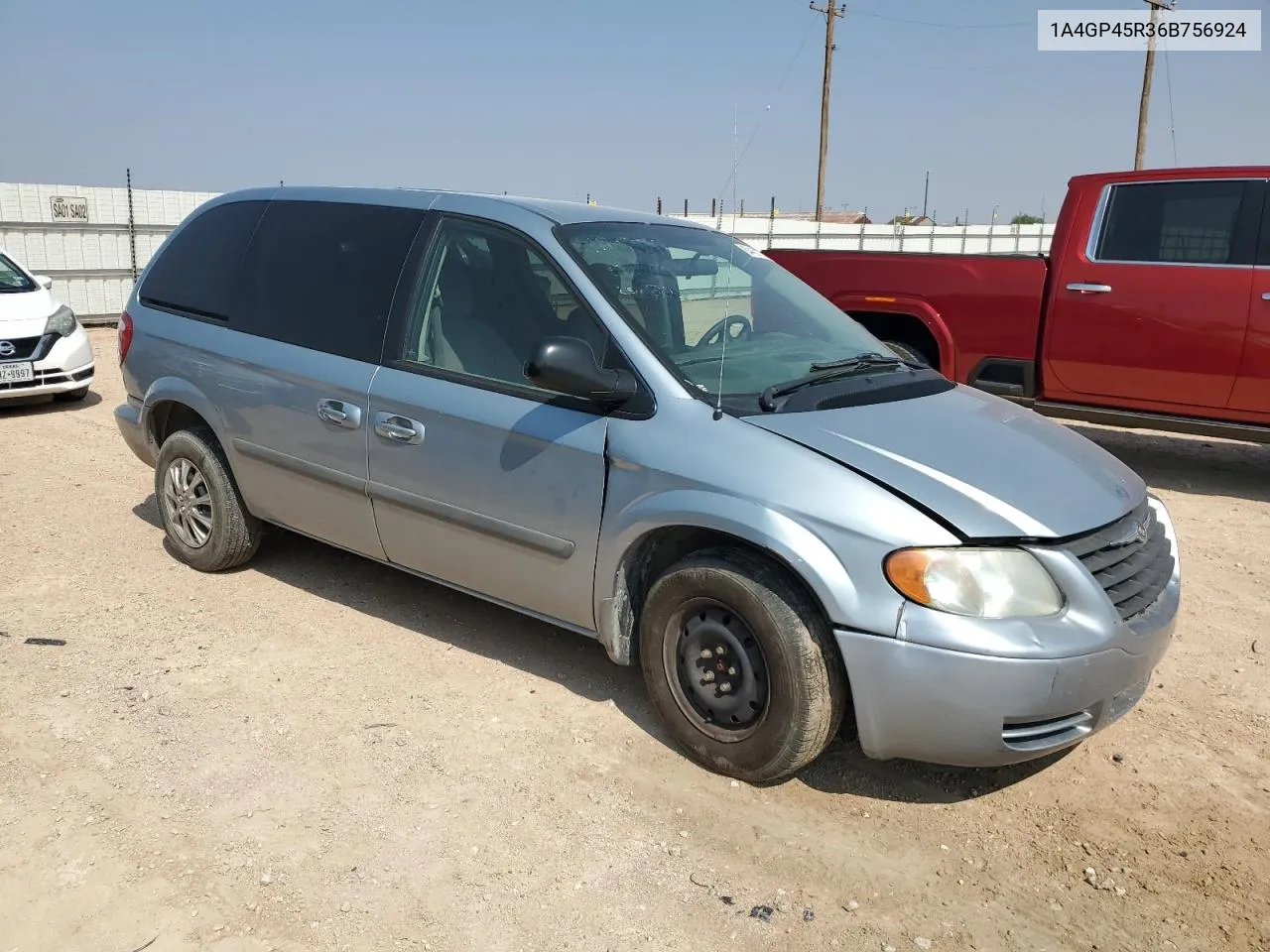 2006 Chrysler Town & Country VIN: 1A4GP45R36B756924 Lot: 64457234