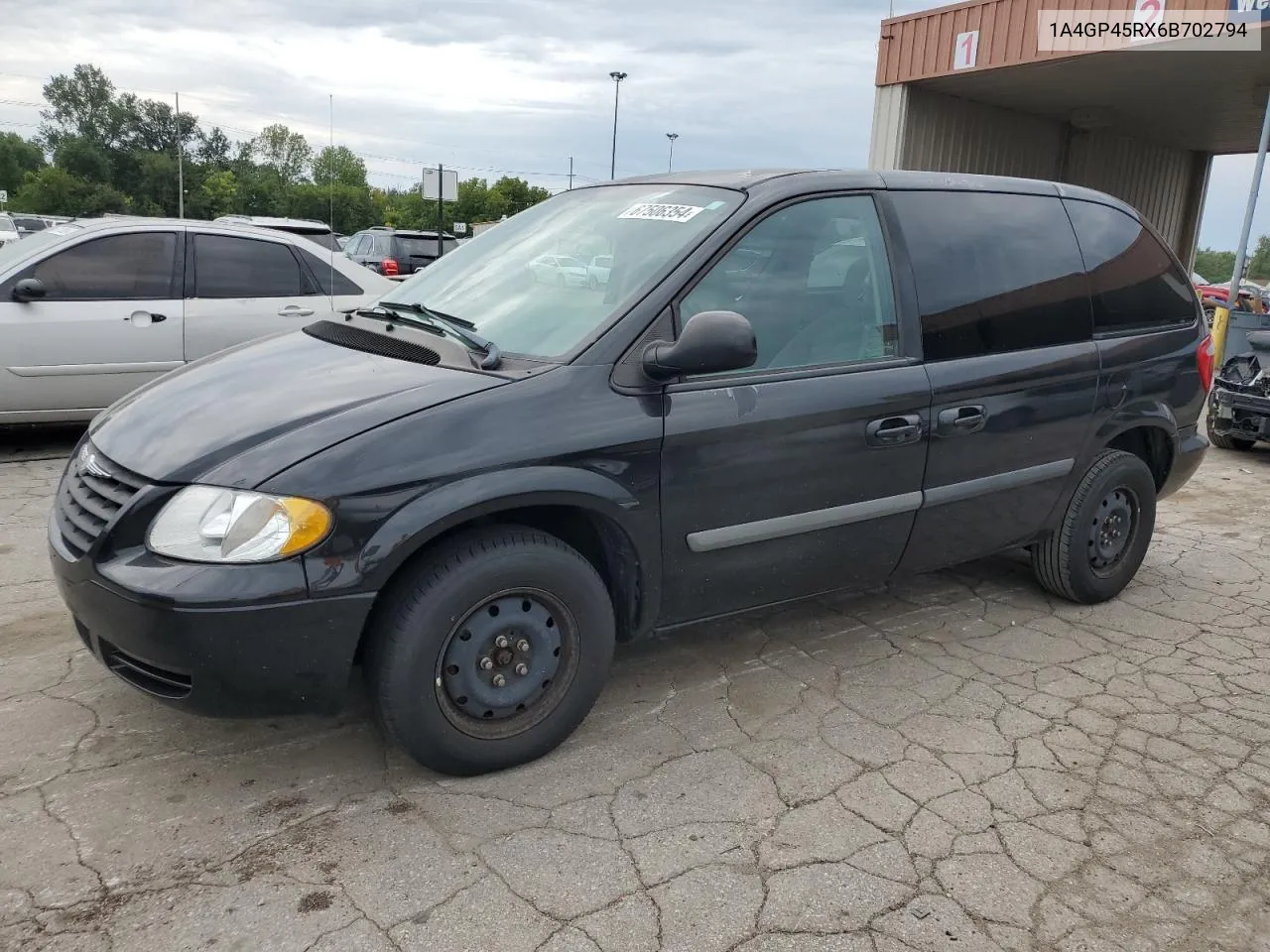 2006 Chrysler Town & Country VIN: 1A4GP45RX6B702794 Lot: 67506354