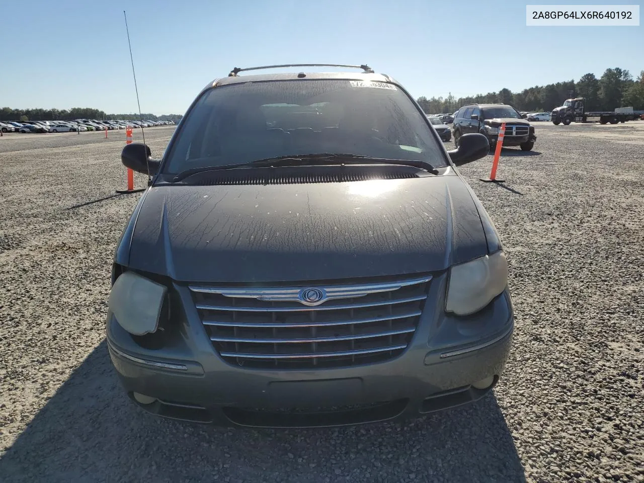 2006 Chrysler Town & Country Limited VIN: 2A8GP64LX6R640192 Lot: 72846304