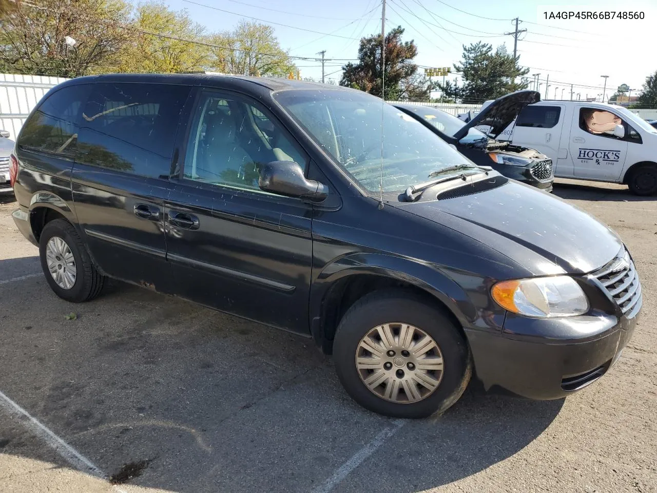 2006 Chrysler Town & Country VIN: 1A4GP45R66B748560 Lot: 74528934