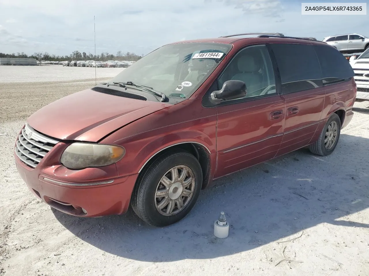 2006 Chrysler Town & Country Touring VIN: 2A4GP54LX6R743365 Lot: 74611944