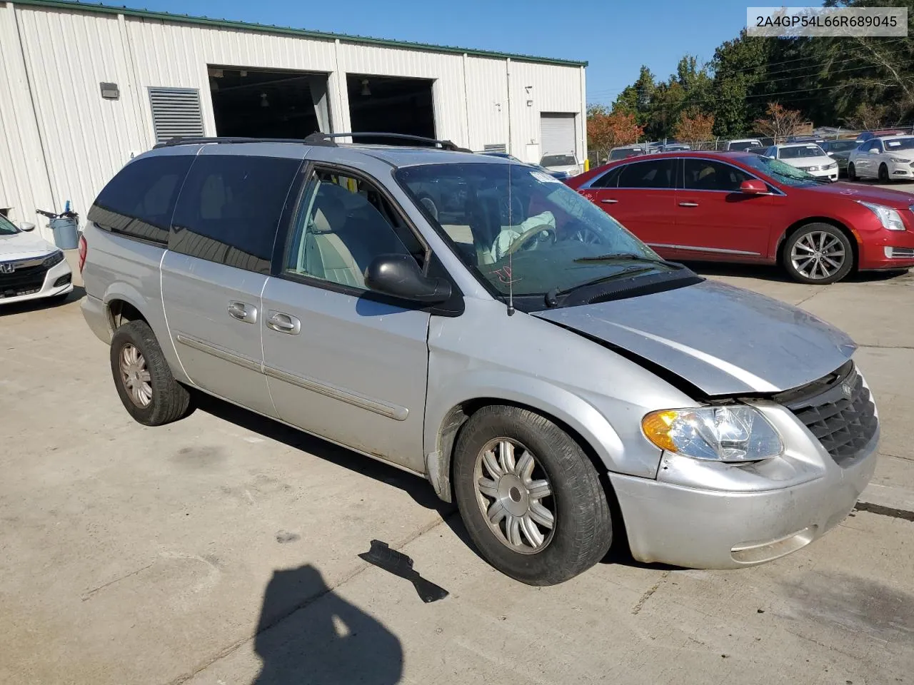 2006 Chrysler Town & Country Touring VIN: 2A4GP54L66R689045 Lot: 77197064