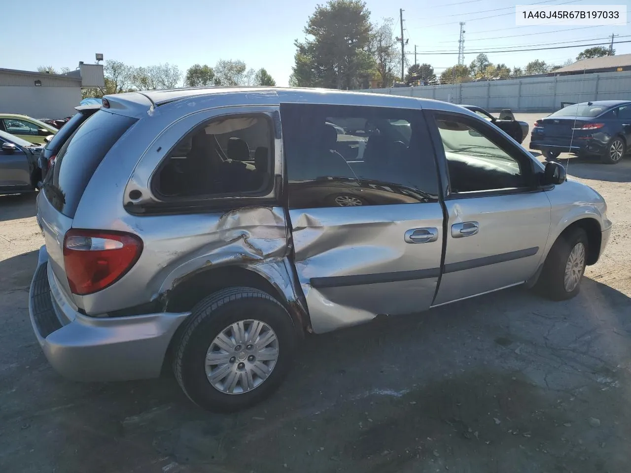 2007 Chrysler Town & Country Lx VIN: 1A4GJ45R67B197033 Lot: 74243764