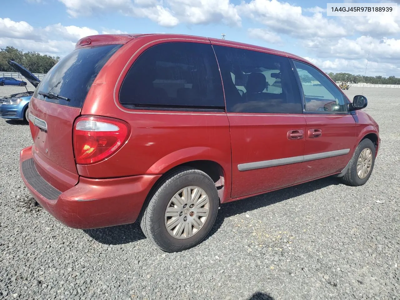 2007 Chrysler Town & Country Lx VIN: 1A4GJ45R97B188939 Lot: 77257894