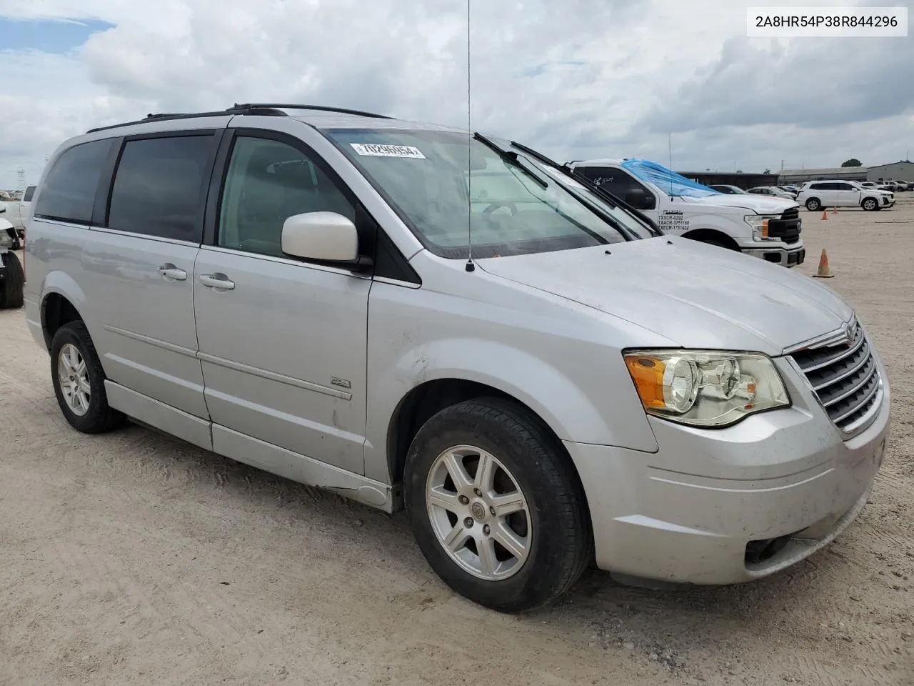 2A8HR54P38R844296 2008 Chrysler Town & Country Touring