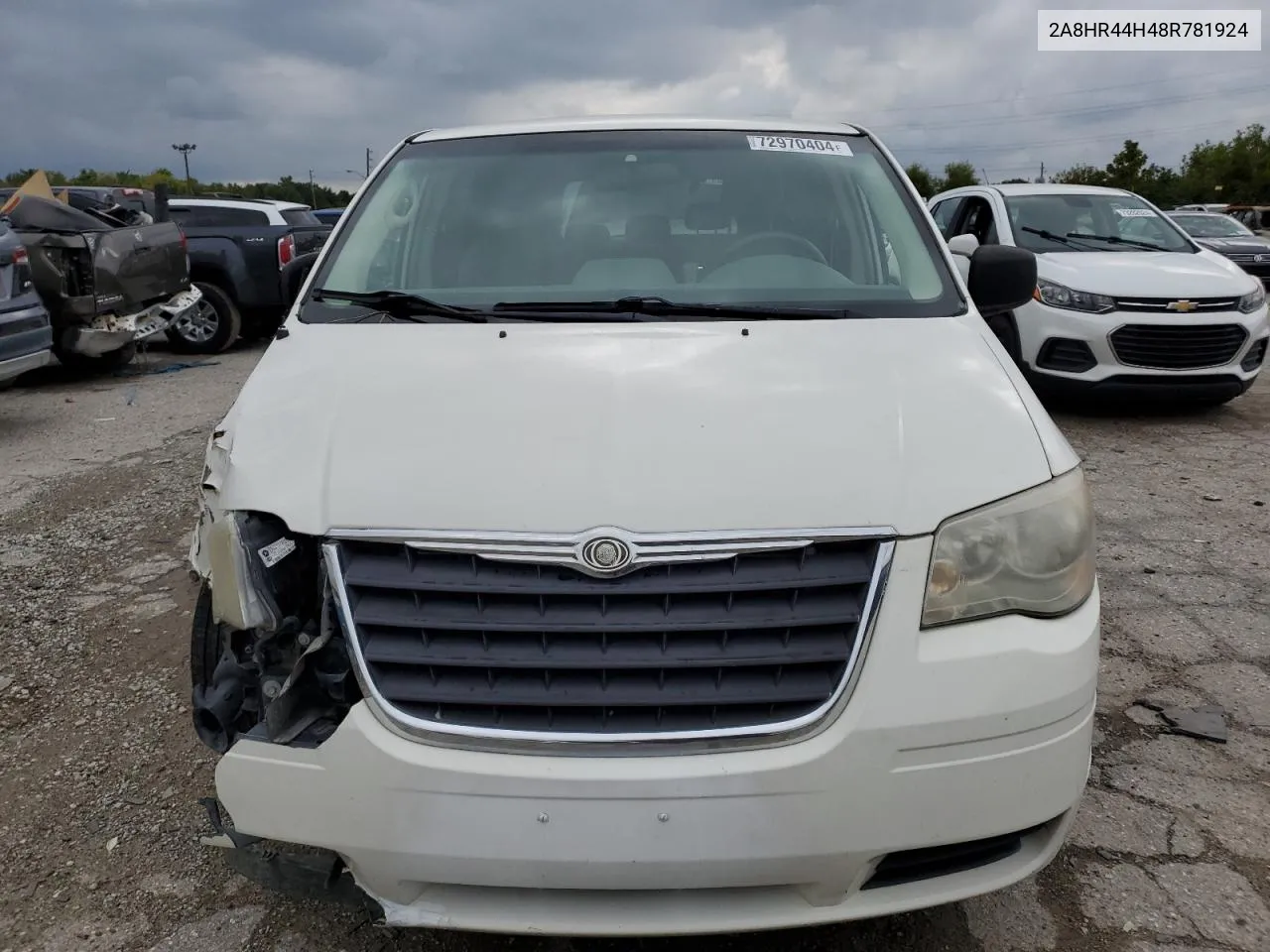 2008 Chrysler Town & Country Lx VIN: 2A8HR44H48R781924 Lot: 72970404